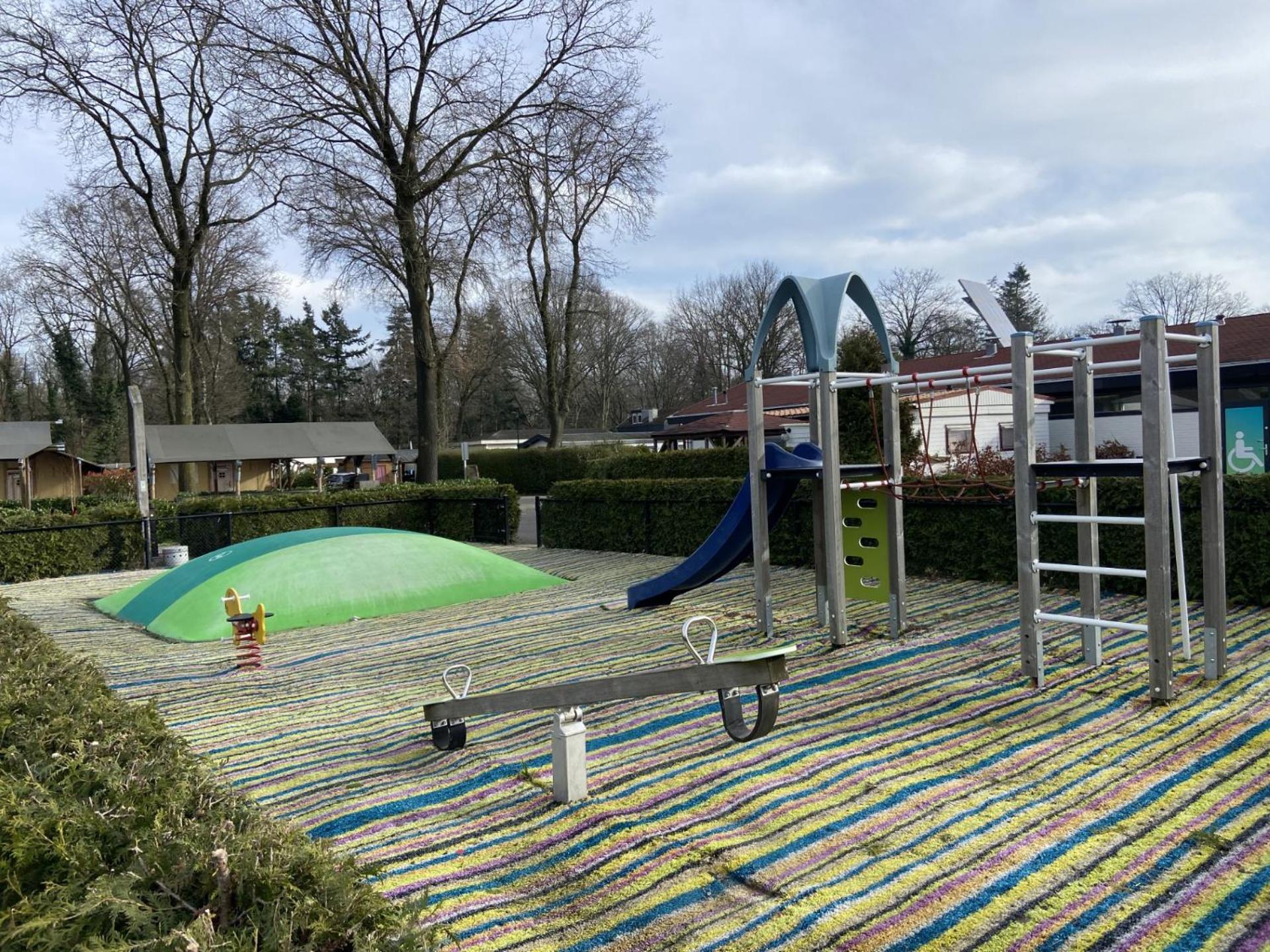 Kindvriendelijk Luxe Chalet In De Bossen Met Prive Sauna Harderwijk Exterior foto